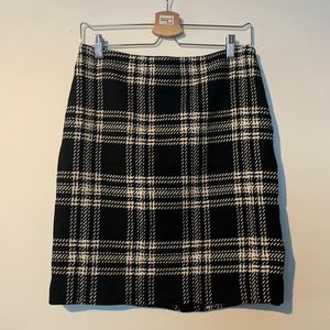 DONATING THIS WEEKEND OPEN TO OFFERS Talbots plaid skirt